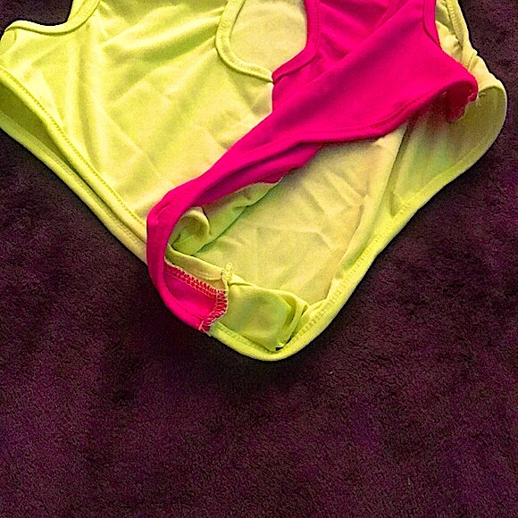 CHARMING & Playful  Swimsuit 🌷 - Picture 8 of 8